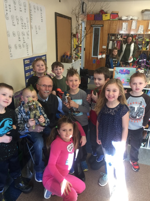 Superintendent Walker visit to Kindergarten / First Grade